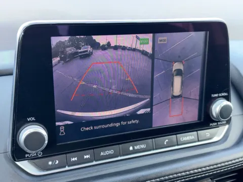 More photos of 2021 Nissan Rogue SV at Nissan of Lithia Springs, GA