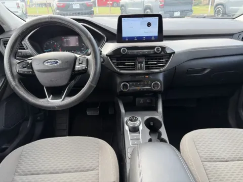 Photos of 2022 Ford Escape SE for sale in Lithia Springs, GA at Nissan of Lithia Springs