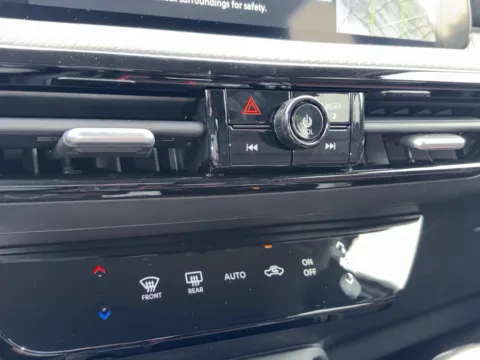 More photos of 2026 Nissan Kicks SR at Nissan of Lithia Springs, GA