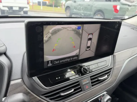 More photos of 2025 Nissan Altima 2.5 SL at Nissan of Lithia Springs, GA