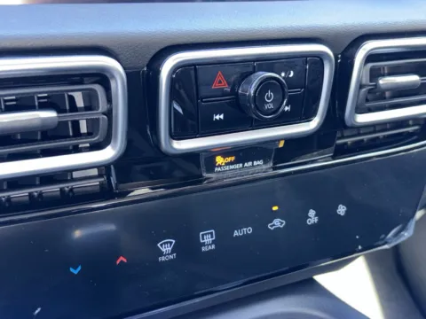 More photos of 2027 Nissan Sentra SV at Nissan of Lithia Springs, GA