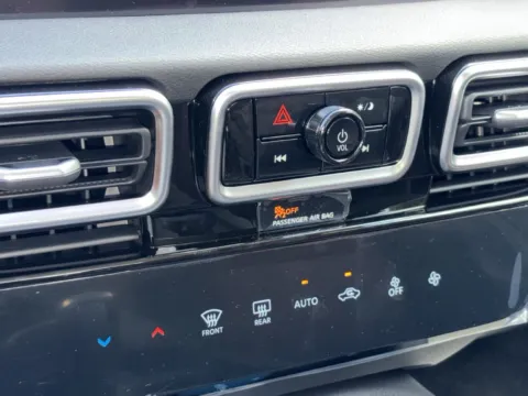 More photos of 2027 Nissan Sentra SR at Nissan of Lithia Springs, GA