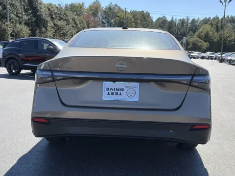 More photos of 2027 Nissan Sentra SV at Nissan of Lithia Springs, GA