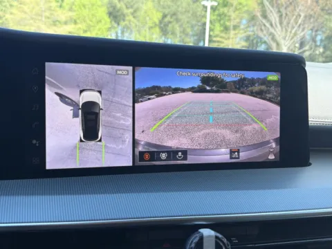 More photos of 2026 Nissan Murano SL at Nissan South Morrow, GA