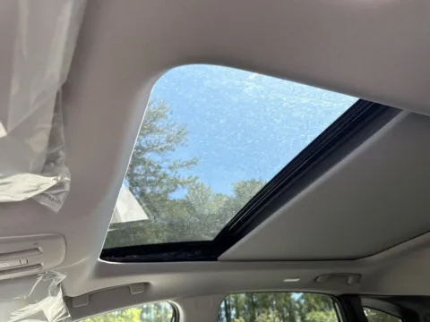 More photos of 2026 Nissan Murano SL at Nissan South Morrow, GA