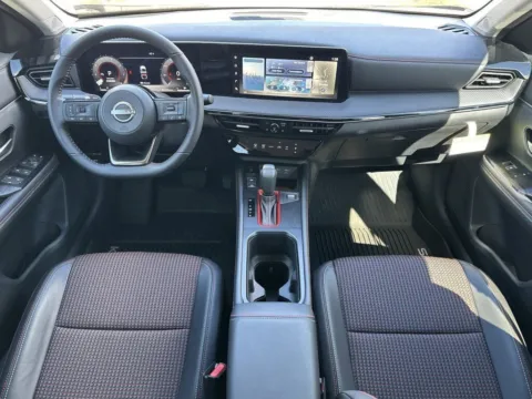 Photos of 2025 Nissan Kicks SR for sale in Morrow, GA at Nissan South Morrow