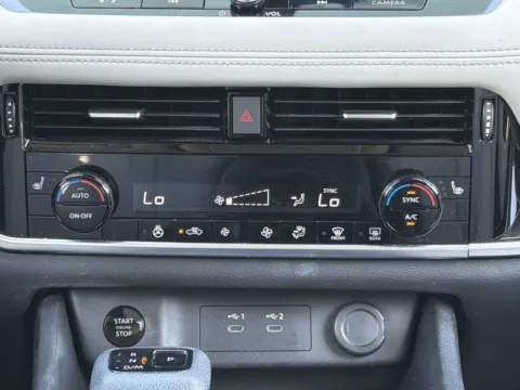 More photos of 2025 Nissan Rogue SL at Nissan South Morrow, GA