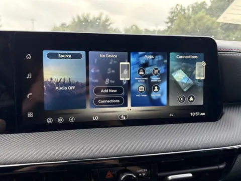 More photos of 2026 Nissan Kicks SR at Nissan South Morrow, GA