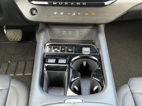 More photos of 2025 Nissan Murano SV at Nissan South Morrow, GA