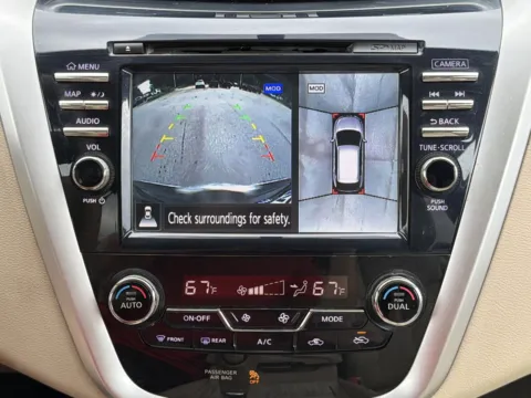More photos of 2016 Nissan Murano Platinum at Nissan South Morrow, GA