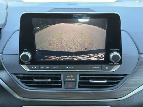 More photos of 2024 Nissan Altima 2.5 SV at Nissan South Morrow, GA