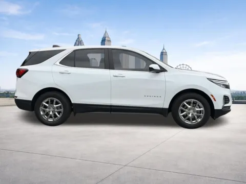 More photos of 2022 Chevrolet Equinox LT at Nissan South Morrow, GA