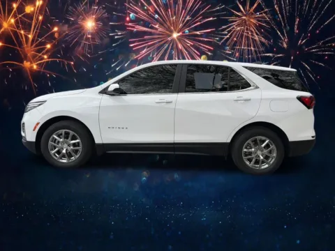 Photos of 2022 Chevrolet Equinox LT for sale in Morrow, GA at Nissan South Morrow