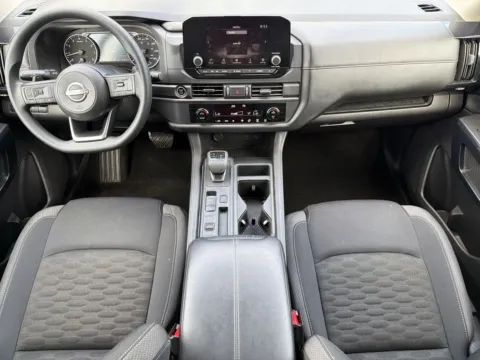 Photos of 2024 Nissan Pathfinder S for sale in Morrow, GA at Nissan South Morrow