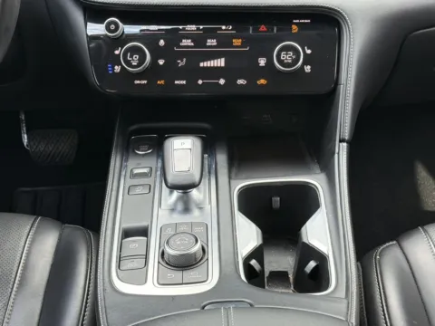 More photos of 2023 INFINITI QX60 LUXE at Nissan South Morrow, GA
