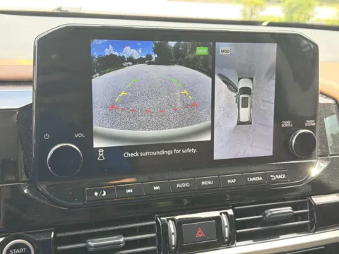 More photos of 2024 Nissan Pathfinder Platinum at Nissan South Morrow, GA
