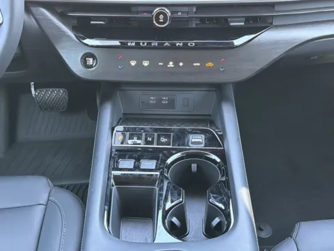 More photos of 2025 Nissan Murano SV at Nissan South Morrow, GA
