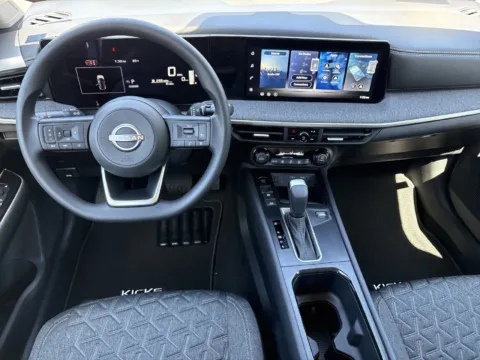 Photos of 2027 Nissan Kicks SV for sale in Morrow, GA at Nissan South Morrow
