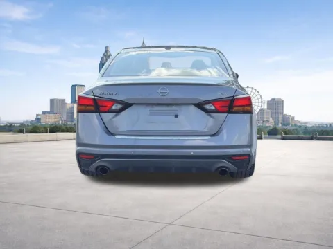 More photos of 2023 Nissan Altima 2.5 SL at Nissan South Morrow, GA