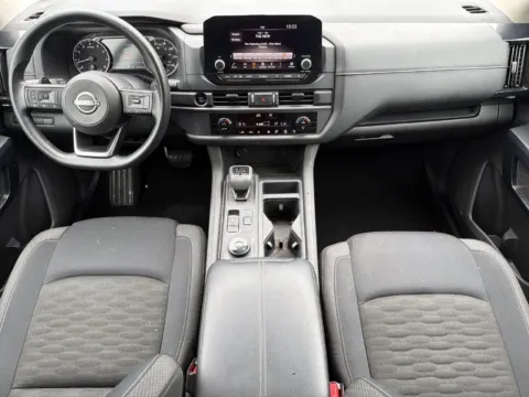 Photos of 2025 Nissan Pathfinder S for sale in Morrow, GA at Nissan South Morrow