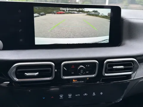 More photos of 2027 Nissan Sentra SV at Nissan South Morrow, GA