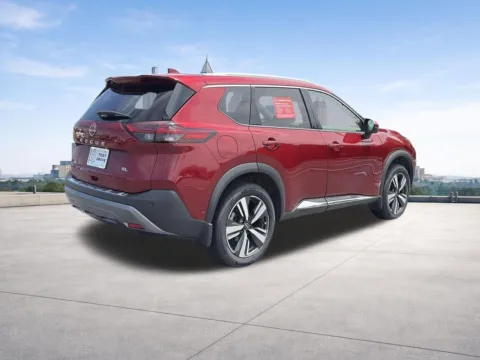 More photos of 2023 Nissan Rogue SL at Nissan South Morrow, GA