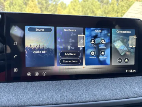 More photos of 2027 Nissan Kicks S at Nissan South Morrow, GA