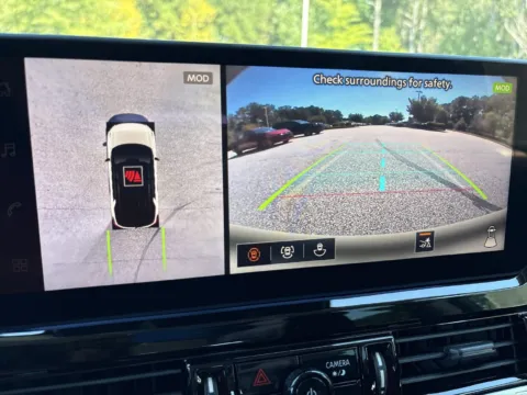 More photos of 2026 Nissan Pathfinder SL at Nissan South Morrow, GA