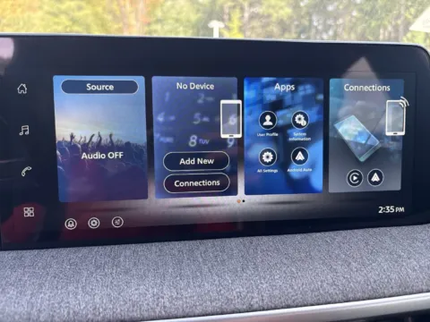 More photos of 2027 Nissan Kicks SV at Nissan South Morrow, GA