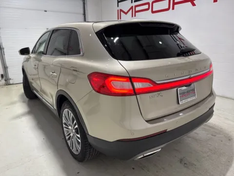 More photos of 2017 Lincoln MKX Reserve at Fishers Imports - North East, IN