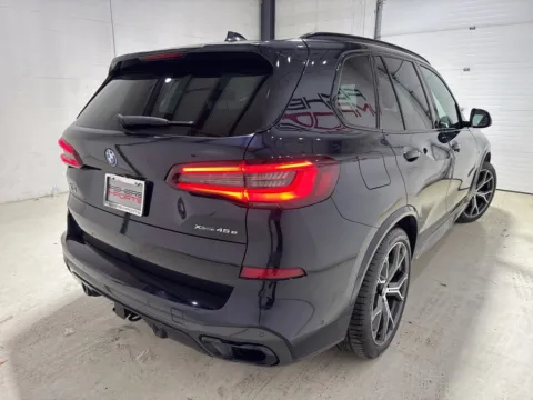 More photos of 2022 BMW X5 xDrive45e at Fishers Imports - North East, IN