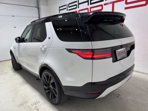 More photos of 2023 Land Rover Discovery S R-Dynamic at Fishers Imports - North East, IN