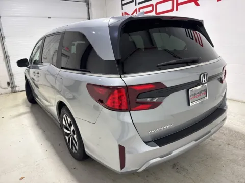 More photos of 2025 Honda Odyssey EX-L at Fishers Imports - North East, IN