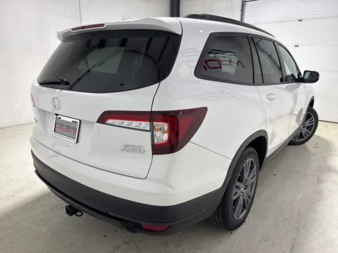 More photos of 2022 Honda Pilot Sport at Fishers Imports - North East, IN