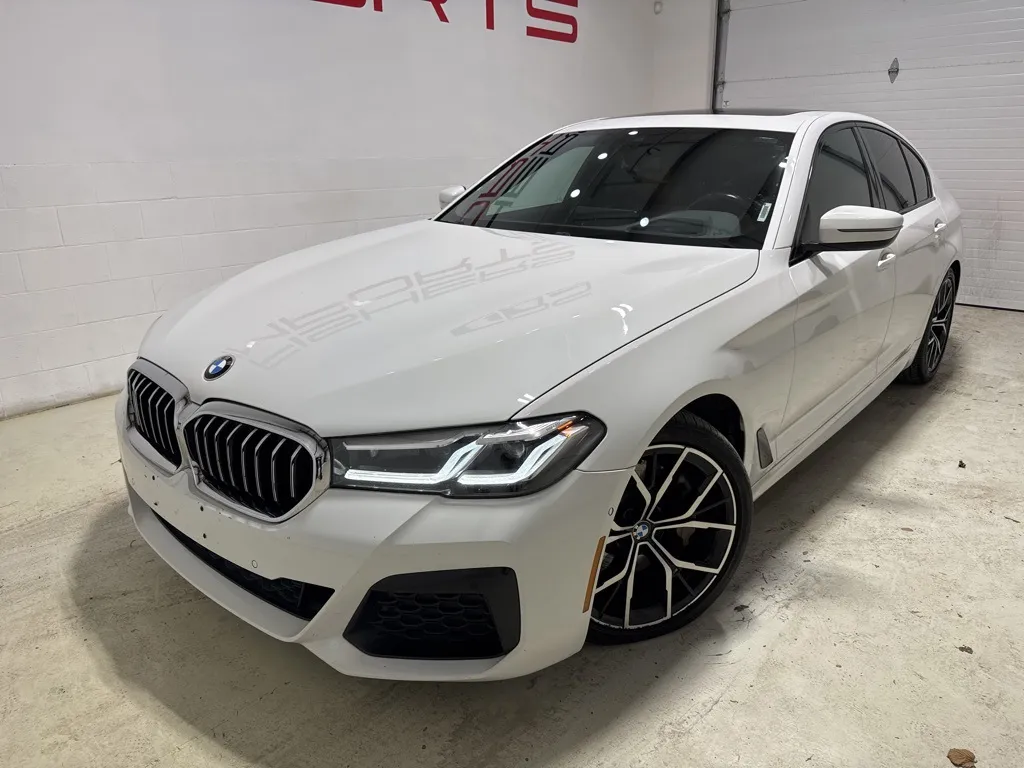 Used 2021 BMW 5 Series 530i xDrive for sale in Fishers, IN at