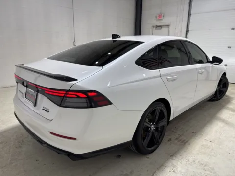 More photos of 2023 Honda Accord Hybrid Sport-L at Fishers Imports - North East, IN