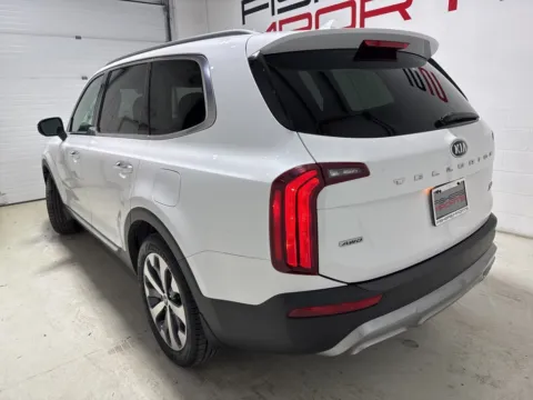 More photos of 2021 Kia Telluride S at Fishers Imports - North East, IN