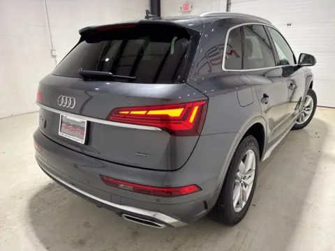 More photos of 2022 Audi Q5 45 S line Premium at Fishers Imports - North East, IN