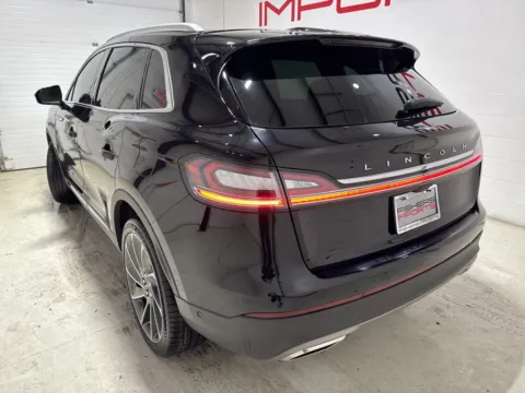 More photos of 2022 Lincoln Nautilus Reserve at Fishers Imports - North East, IN