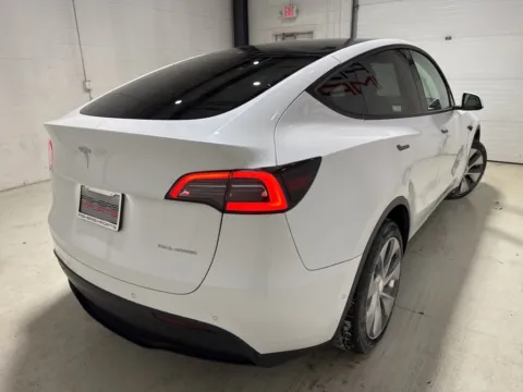 More photos of 2022 Tesla Model Y Long Range at Fishers Imports - North East, IN
