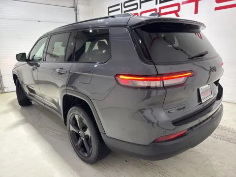 More photos of 2022 Jeep Grand Cherokee L Altitude at Fishers Imports - North East, IN