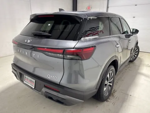 More photos of 2024 INFINITI QX60 PURE at Fishers Imports - North East, IN