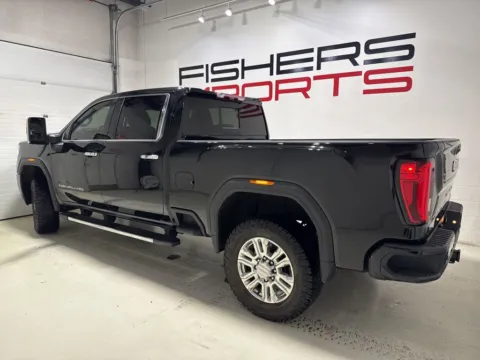 More photos of 2020 GMC Sierra 2500HD Denali at Fishers Imports - North East, IN