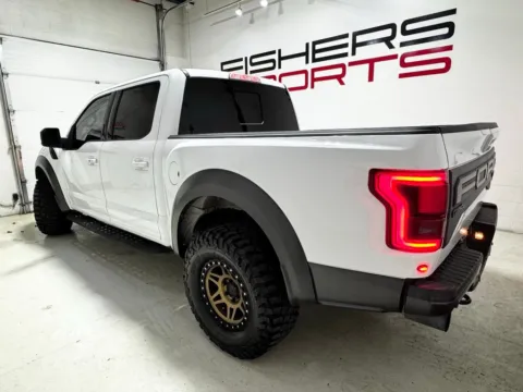 More photos of 2020 Ford F-150 Raptor at Fishers Imports - North East, IN