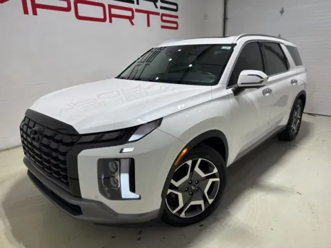 Photos of 2023 Hyundai Palisade SEL for sale in Fishers, IN at Fishers Imports - North East