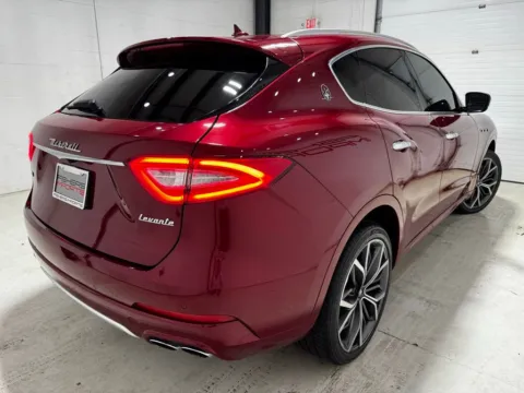 More photos of 2020 Maserati Levante GranLusso at Fishers Imports - North East, IN