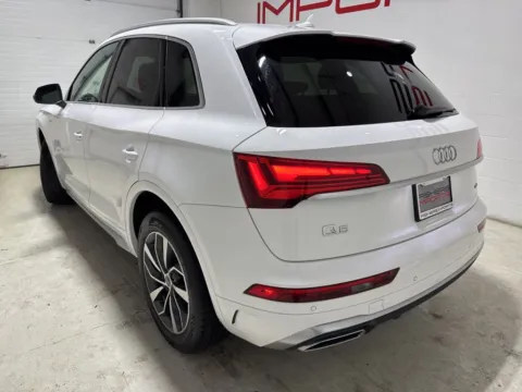 More photos of 2023 Audi Q5 45 S line Premium at Fishers Imports - North East, IN