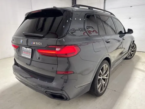 More photos of 2022 BMW X7 M50i at Fishers Imports - North East, IN