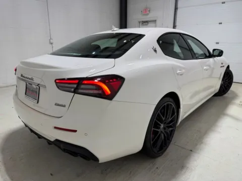 More photos of 2023 Maserati Ghibli Trofeo at Fishers Imports - North East, IN
