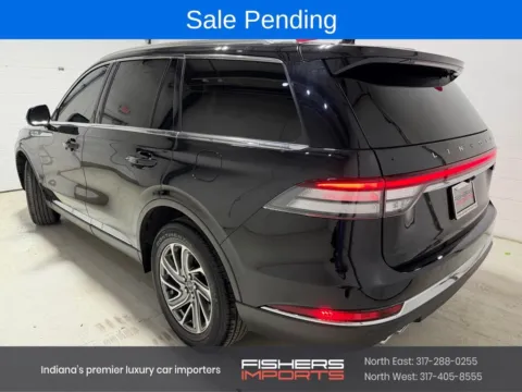 More photos of 2023 Lincoln Aviator Livery at Fishers Imports - North East, IN